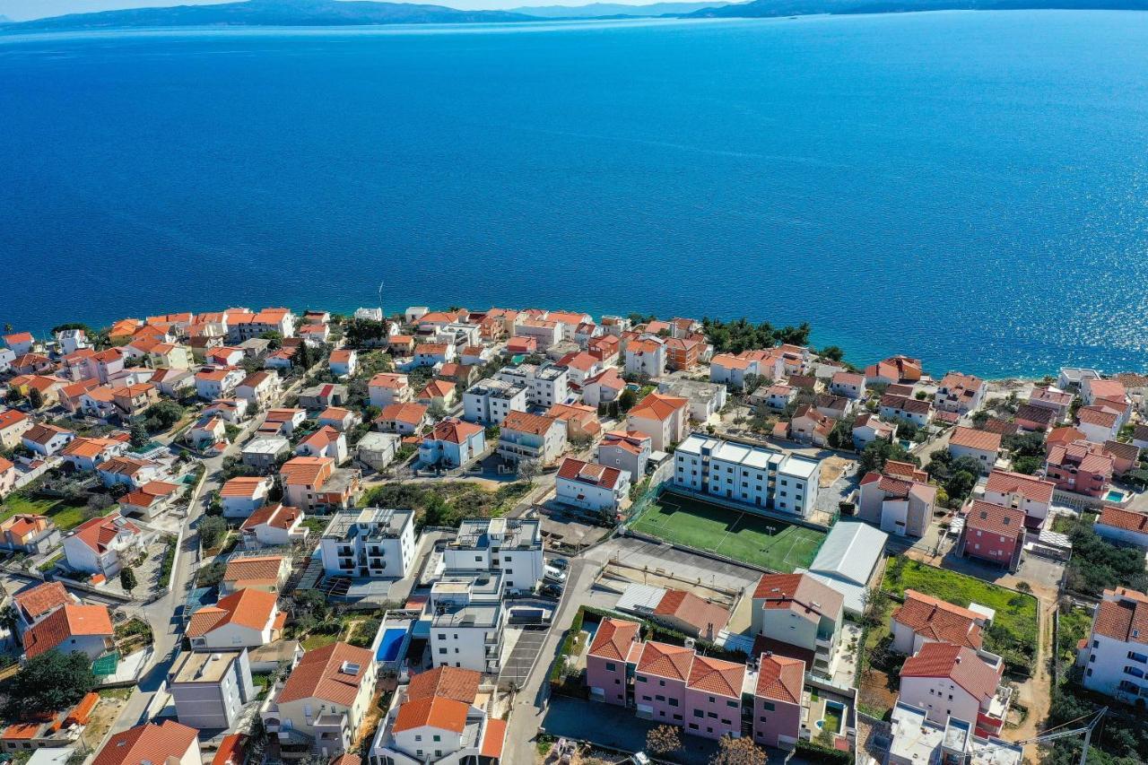 Luxury Apartment Pia With Swimming Pool And Grill Trogir Zewnętrze zdjęcie