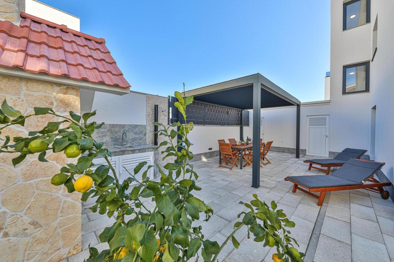 Luxury Apartment Pia With Swimming Pool And Grill Trogir Zewnętrze zdjęcie